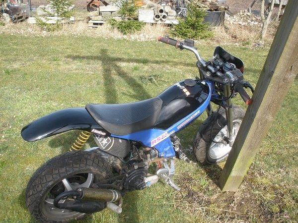 Suzuki street magic! og street-rox - den korte periode den varen street-rox, derefter blev den hugget op og solgt :)  billede 13