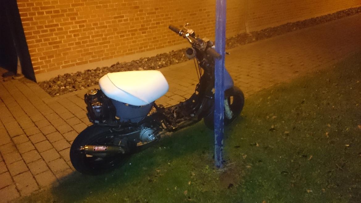 Yamaha jog/sr50 billede 2