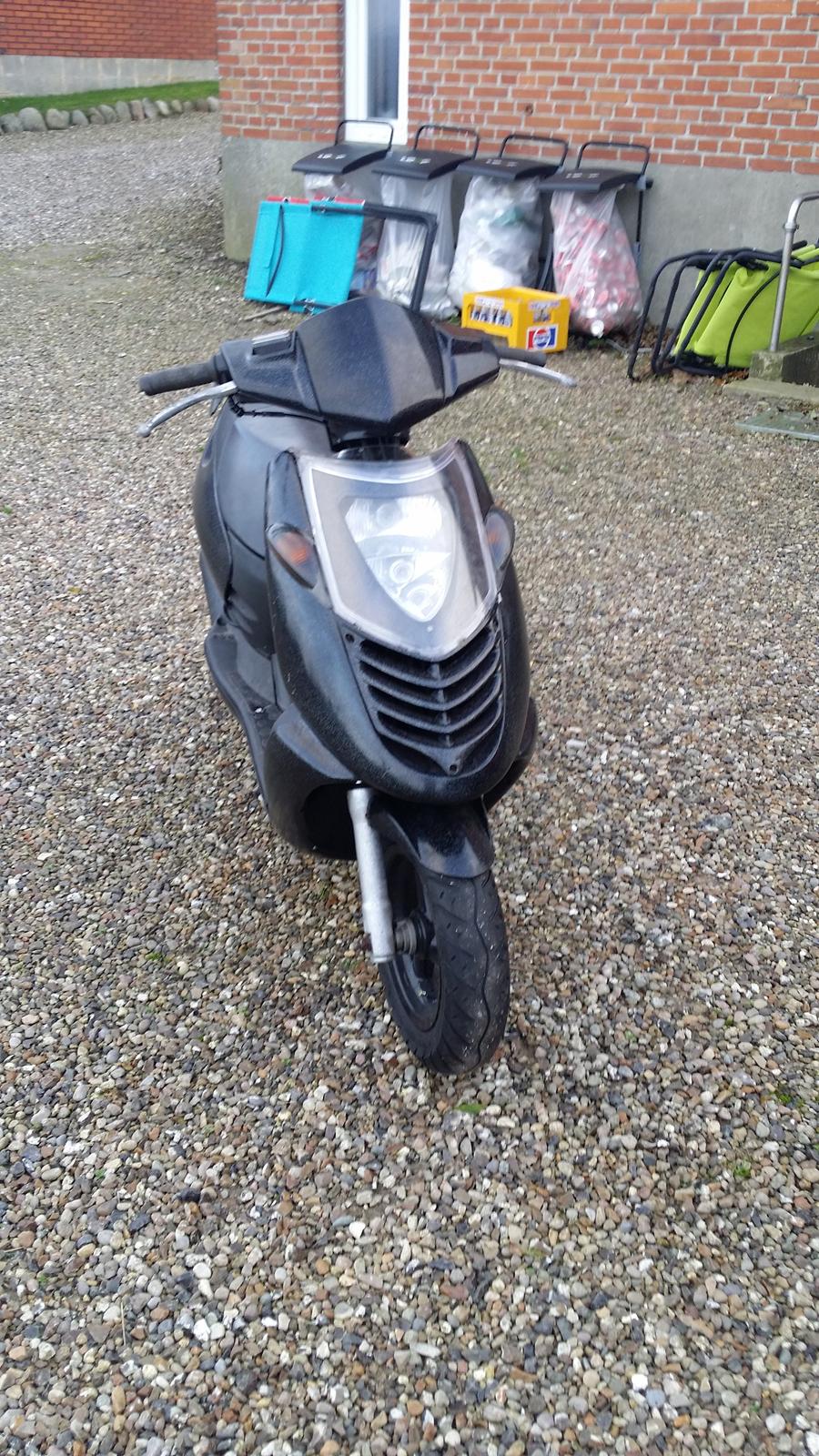 Aprilia Sonic Gp billede 3