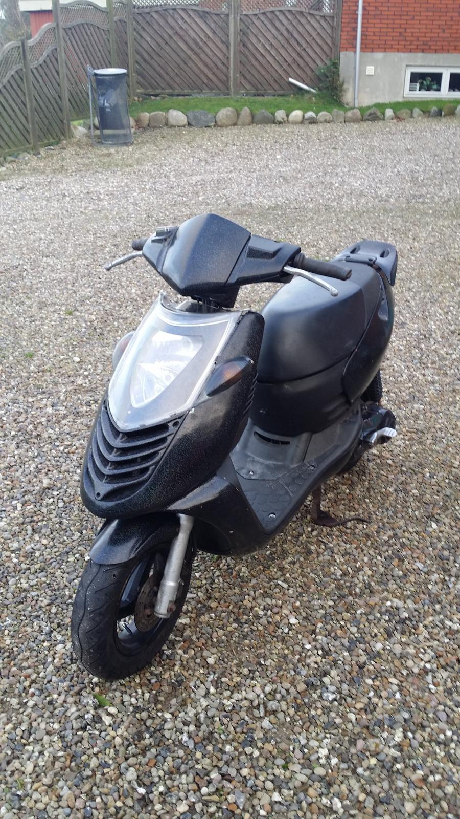 Aprilia Sonic Gp billede 4