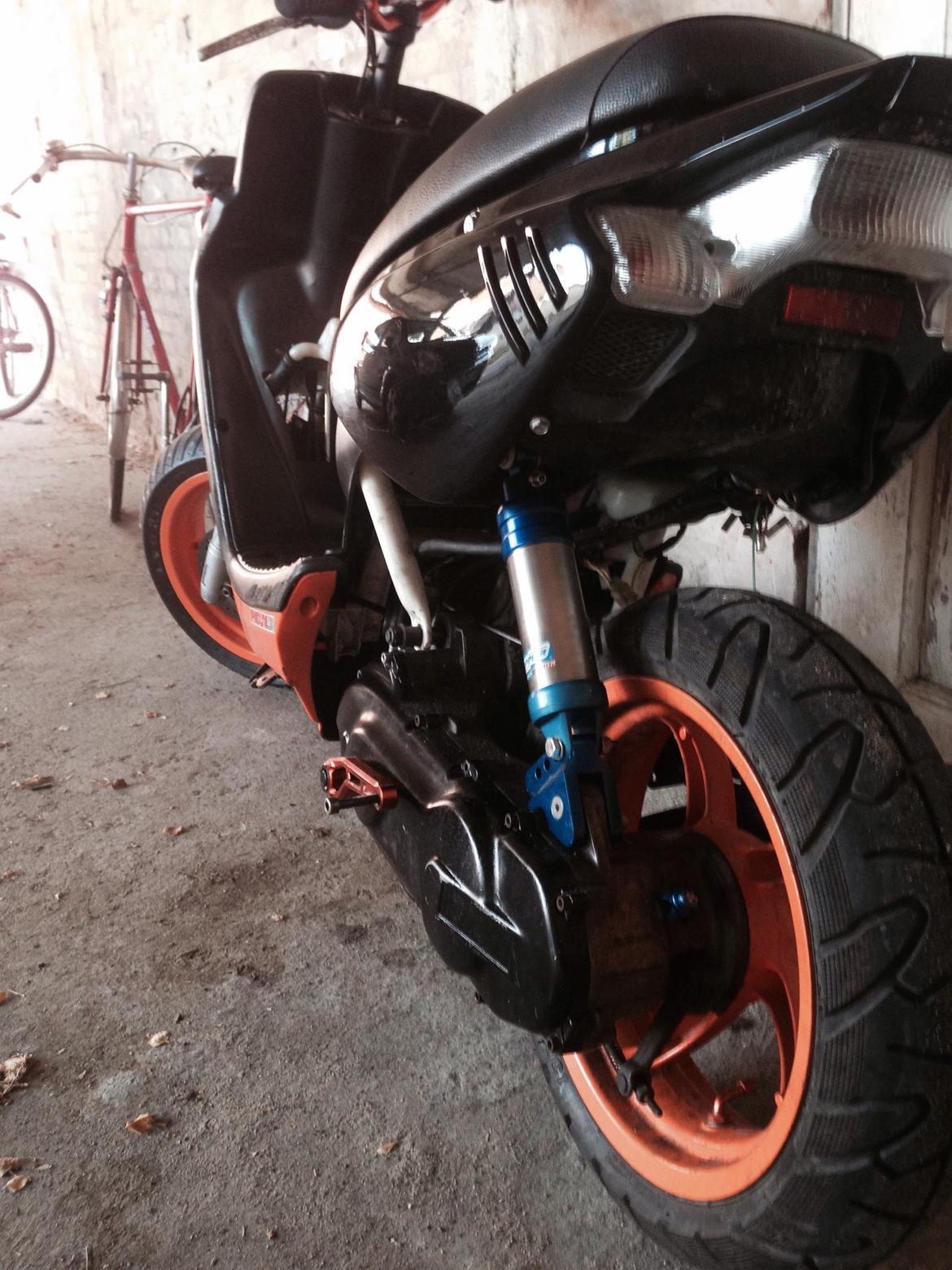 Yamaha Bws LC billede 2