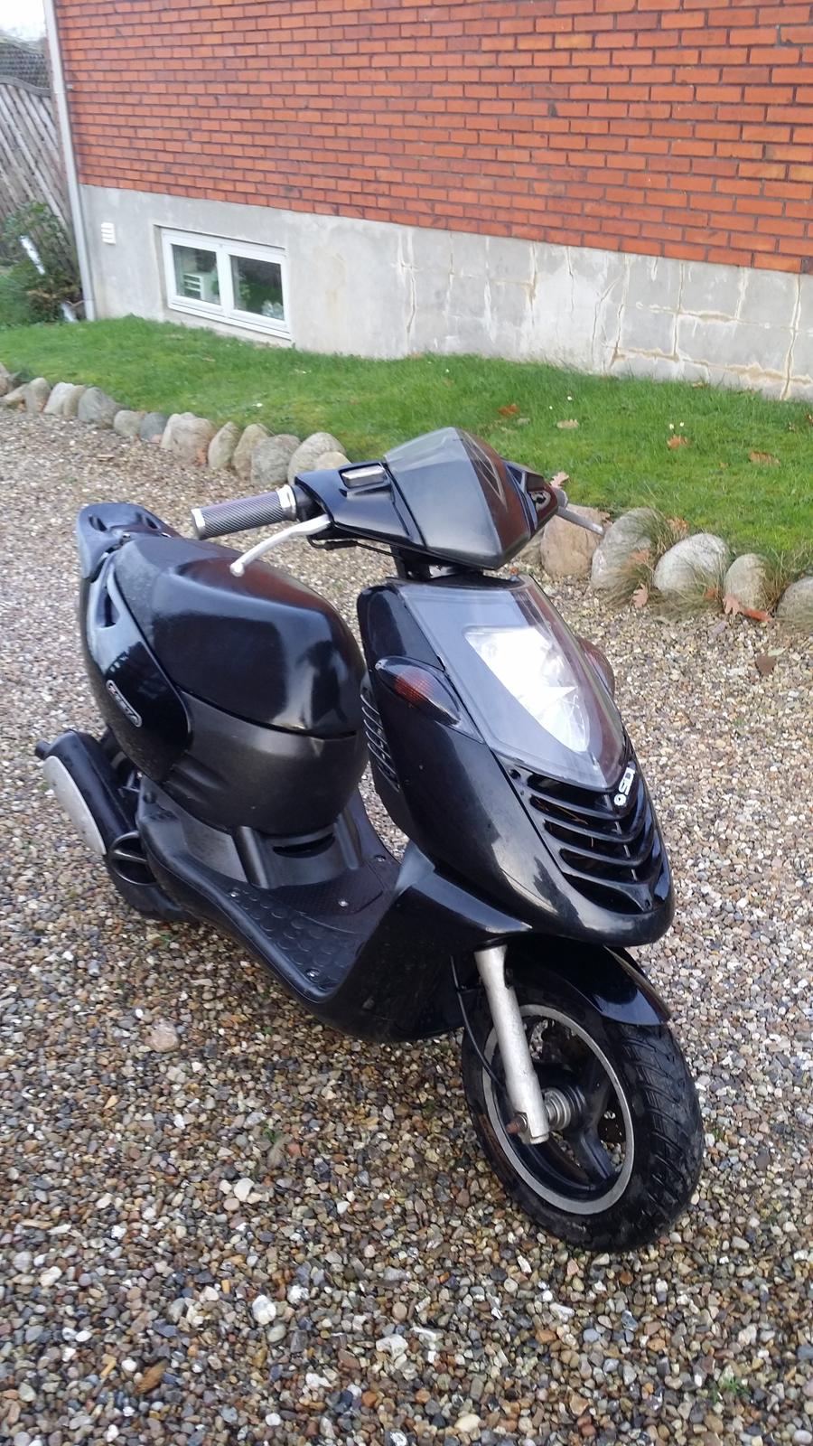 Aprilia Sonic Gp  billede 2