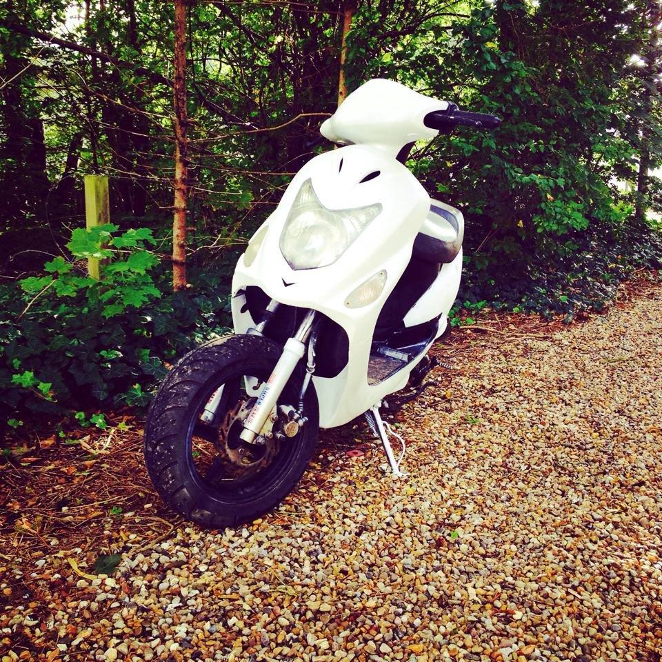 Baotian Supermoto BT49QT-9 billede 1