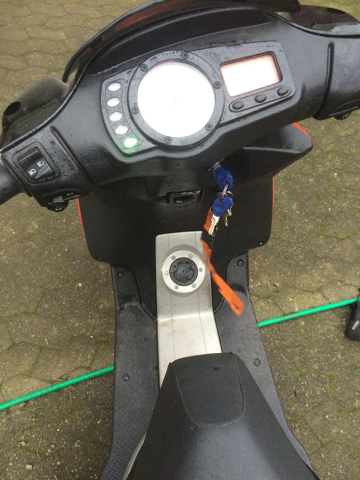 Piaggio nrg power dt billede 10