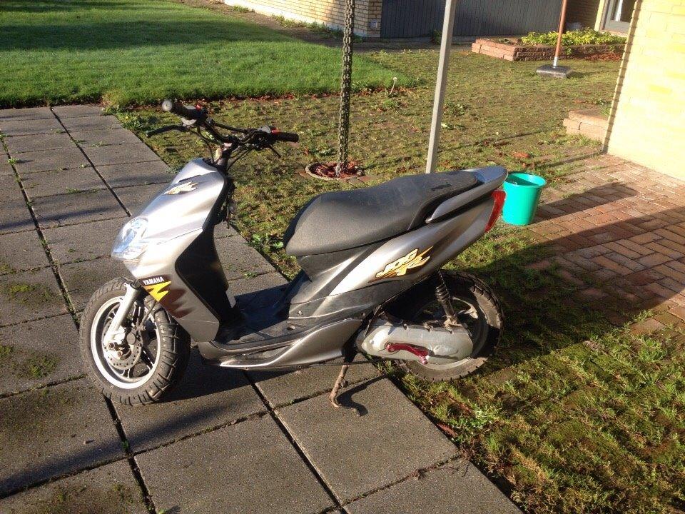 Yamaha JOG R fra 05 billede 4