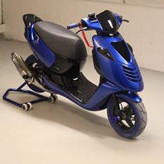 Aprilia Sonic LC TS T7