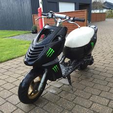 Aprilia Sonic ( baneged )