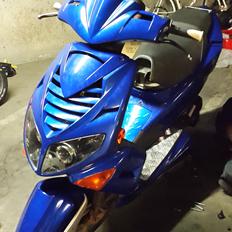 Peugeot speedfight 2