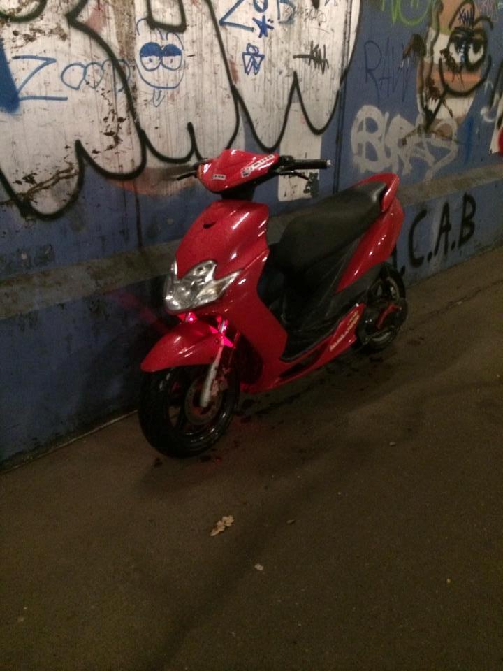 Yamaha jog r billede 5