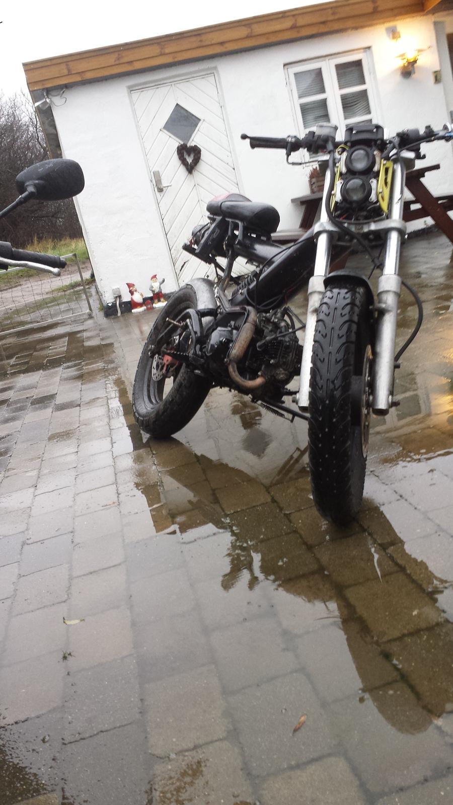 Sachs Madass billede 1