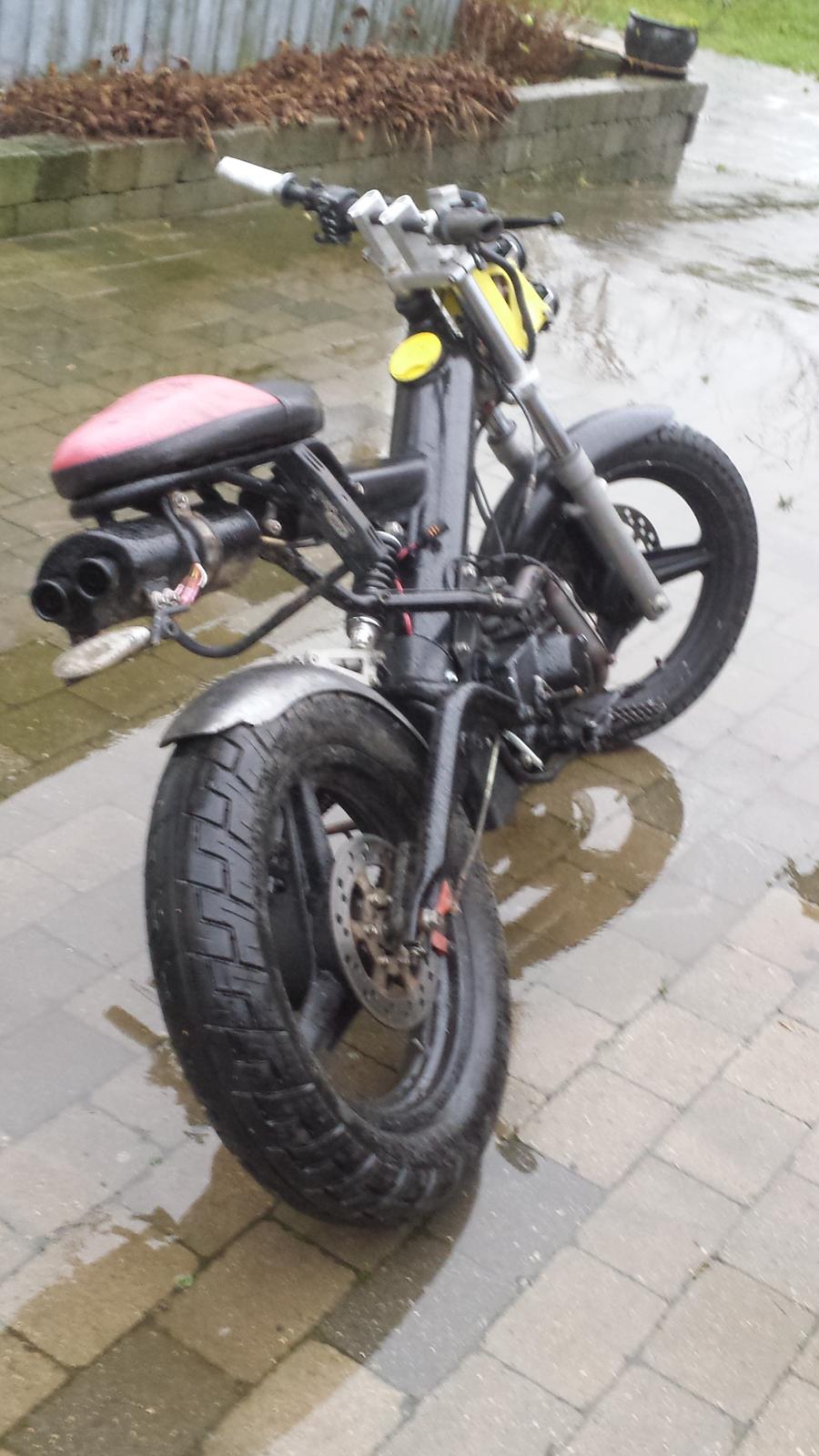 Sachs Madass billede 2