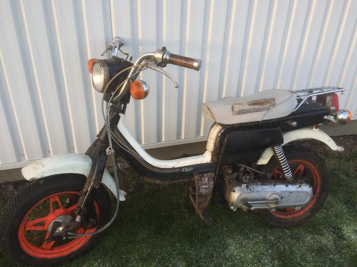 Suzuki FZ50 billede 1