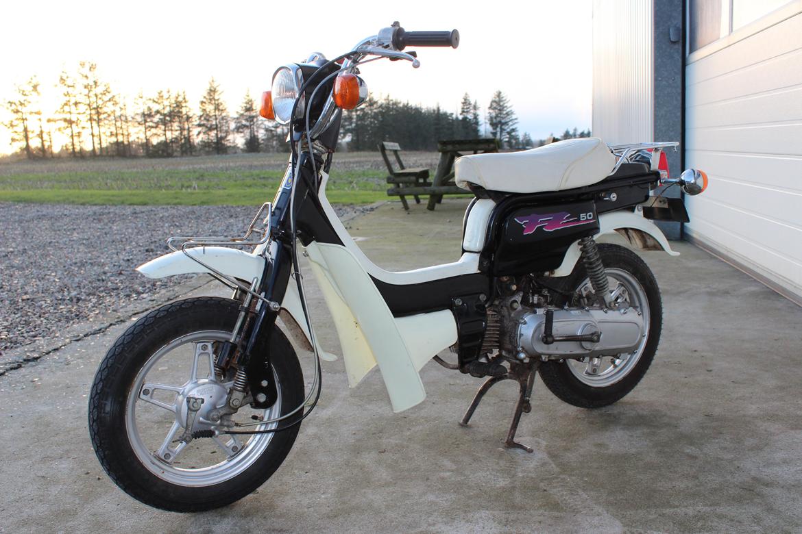Suzuki FZ50 Unik billede 3