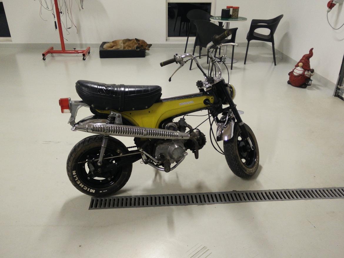 Honda Dax ST50 billede 8