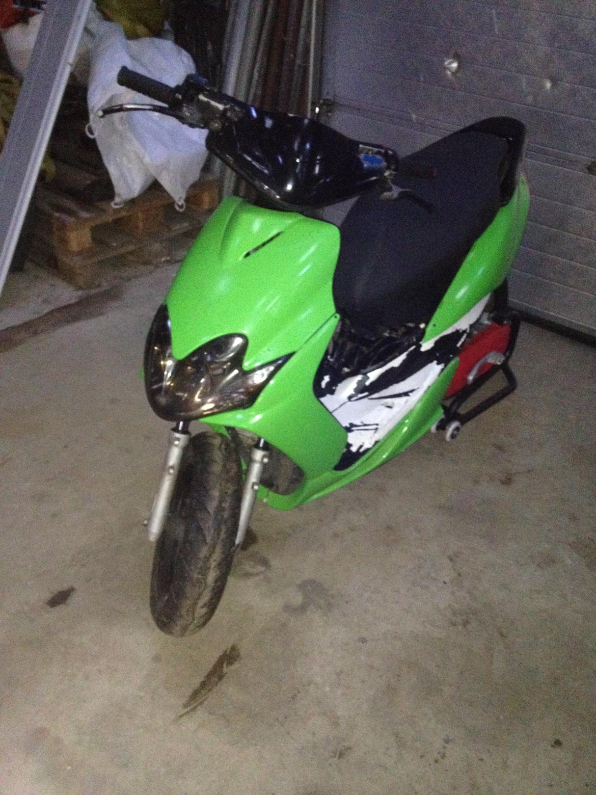 Yamaha jogrox dd standart billede 5