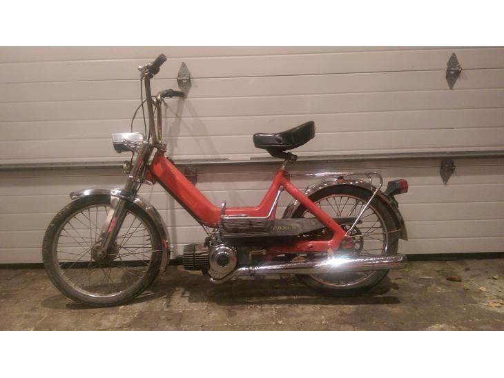 {{currentPhoto.altText}} billede {{currentPhoto.number}}