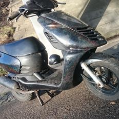 Aprilia Sonic GP (Solgt)