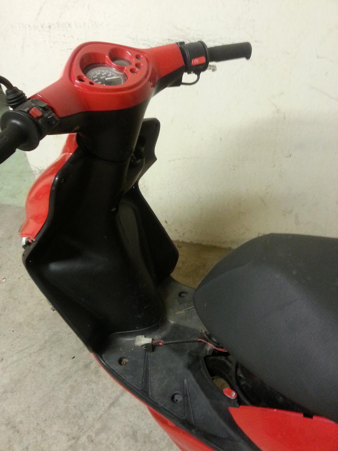 Yamaha jog r billede 2