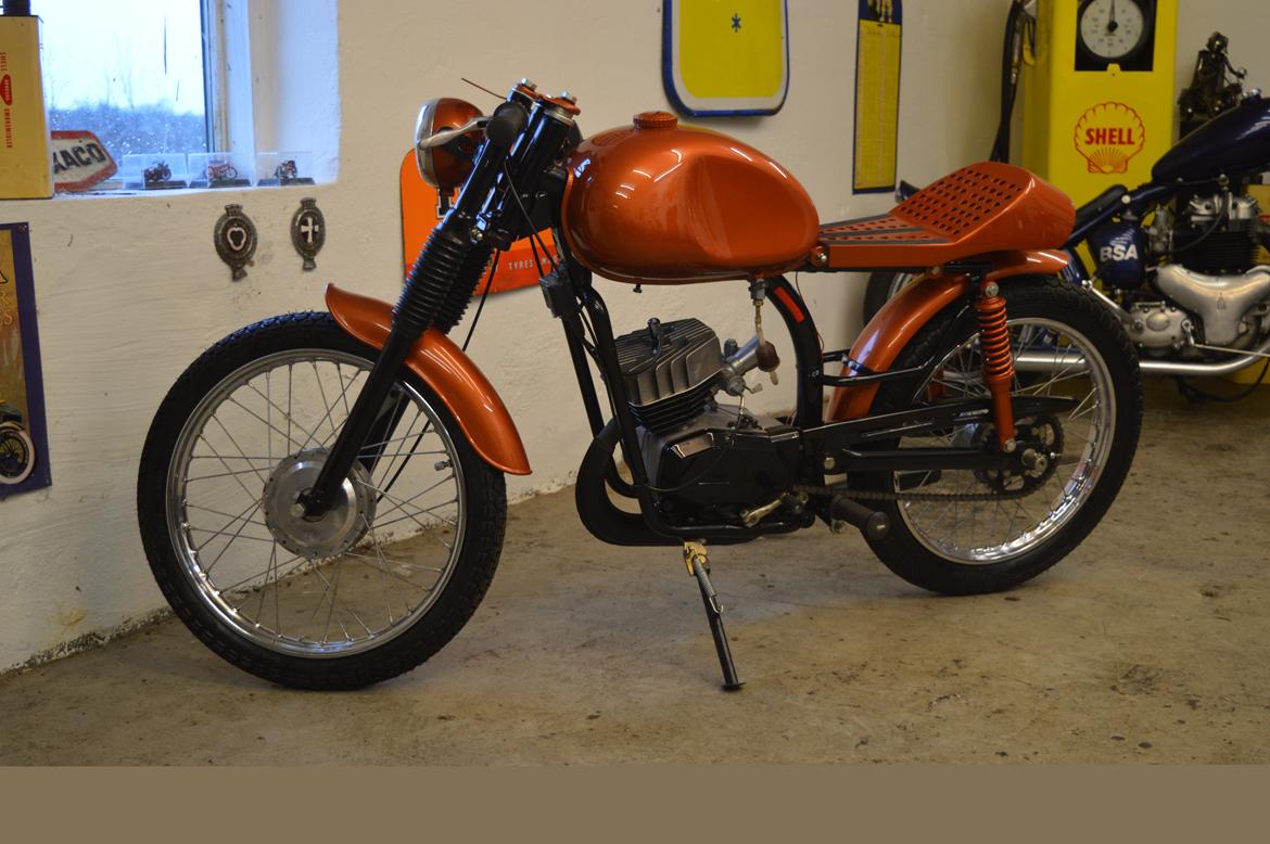 Everton caferacer billede 4