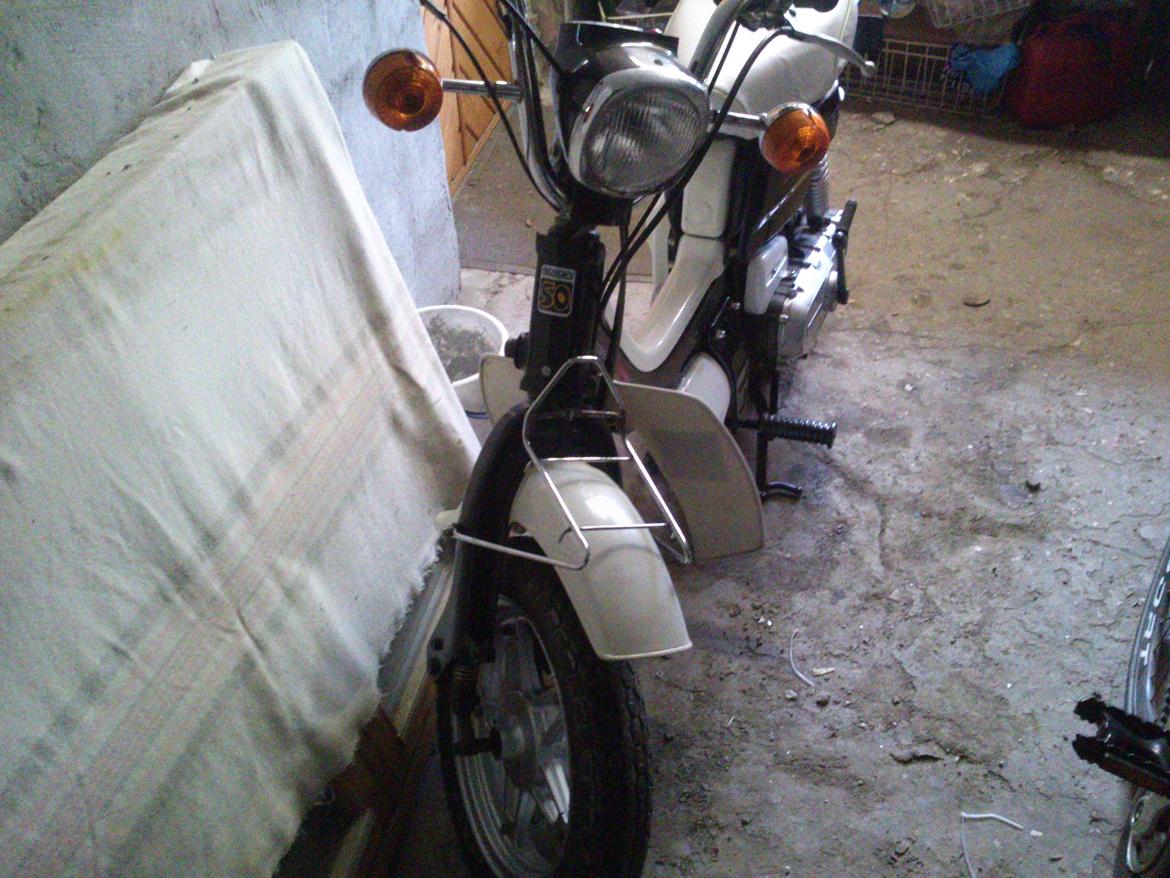 Suzuki FZ50 billede 1