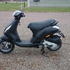 Piaggio New Zip 4t