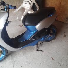 Yamaha Neos