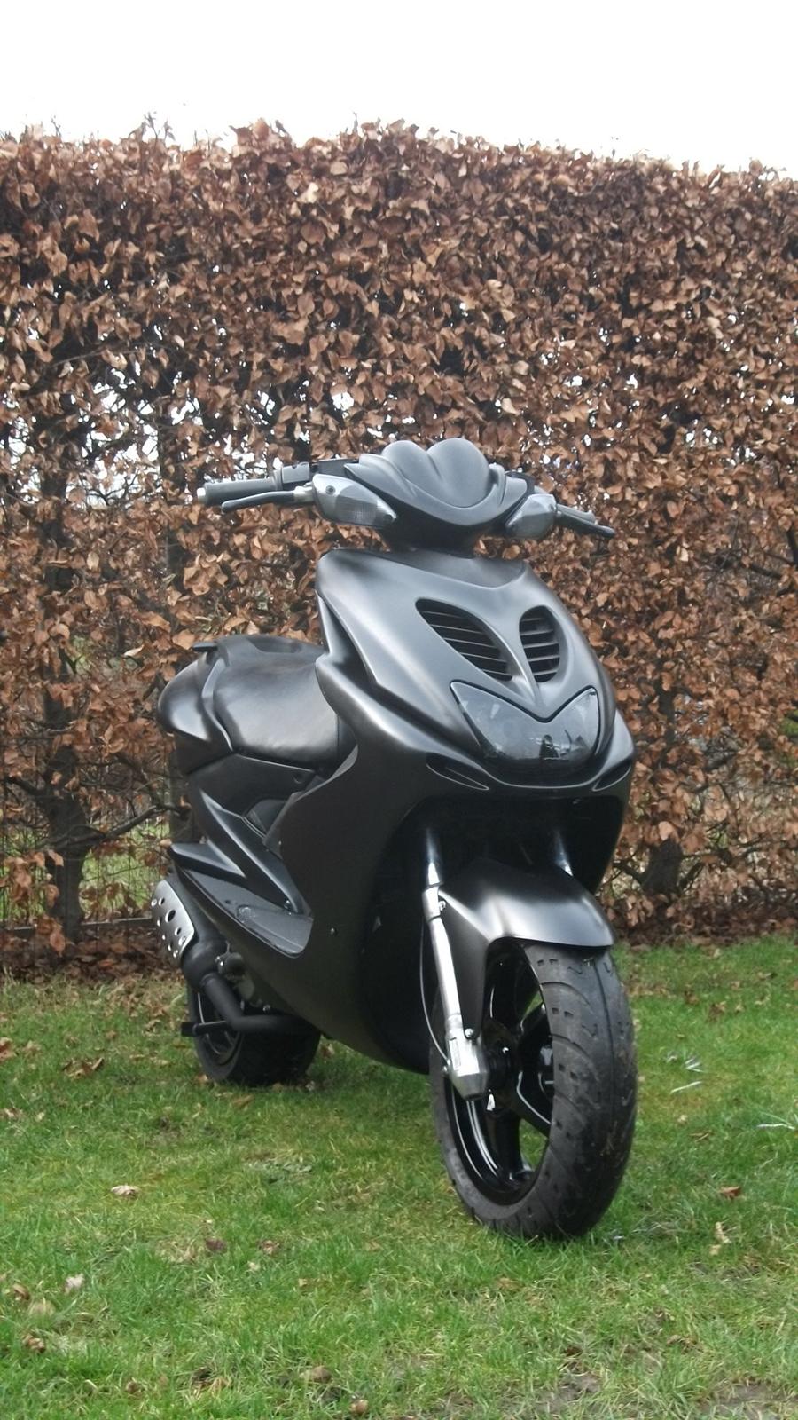 Yamaha aerox billede 14
