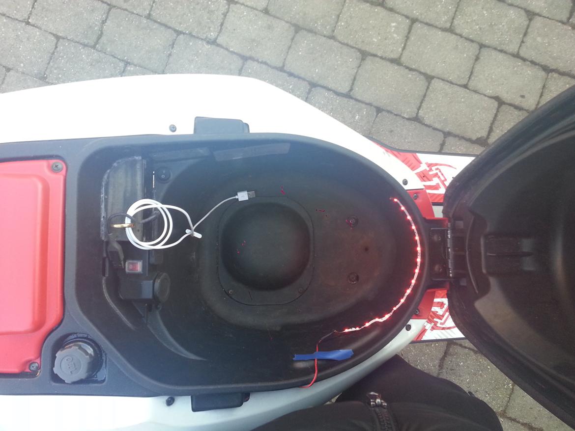 Piaggio "Danmark" NRG Power DT  billede 10
