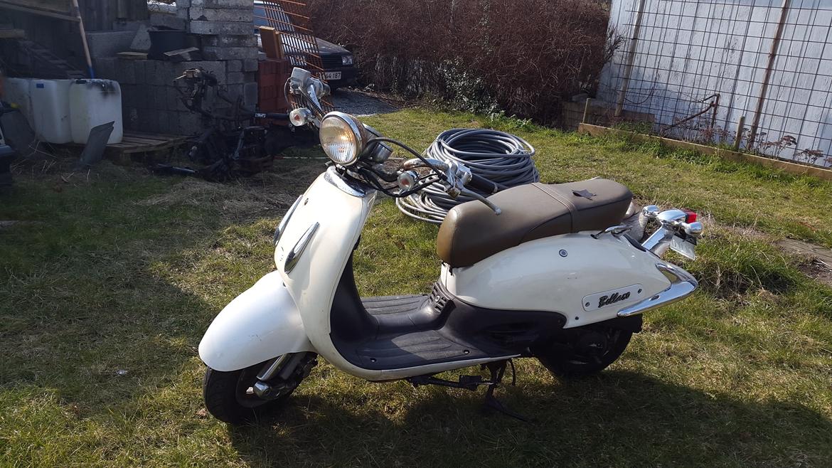 Bella Bella Retro Scooter 50 solgt for 2200 billede 1