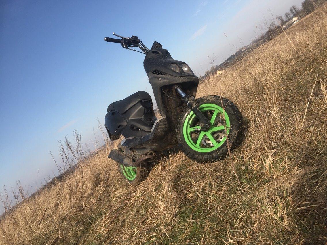 PGO Pmx naked billede 4