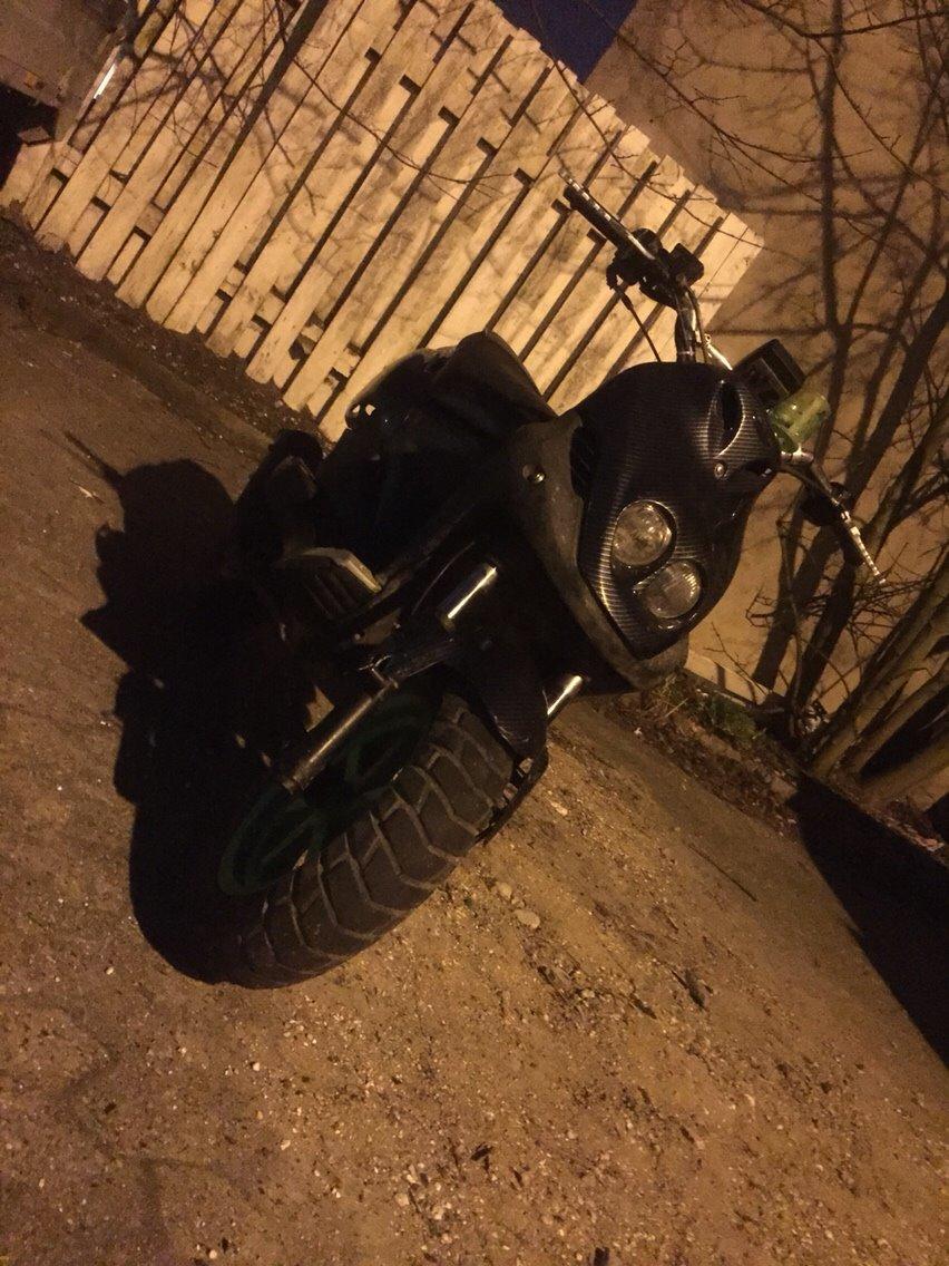 PGO Pmx naked billede 17