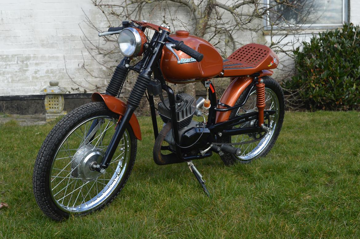 Everton caferacer billede 12