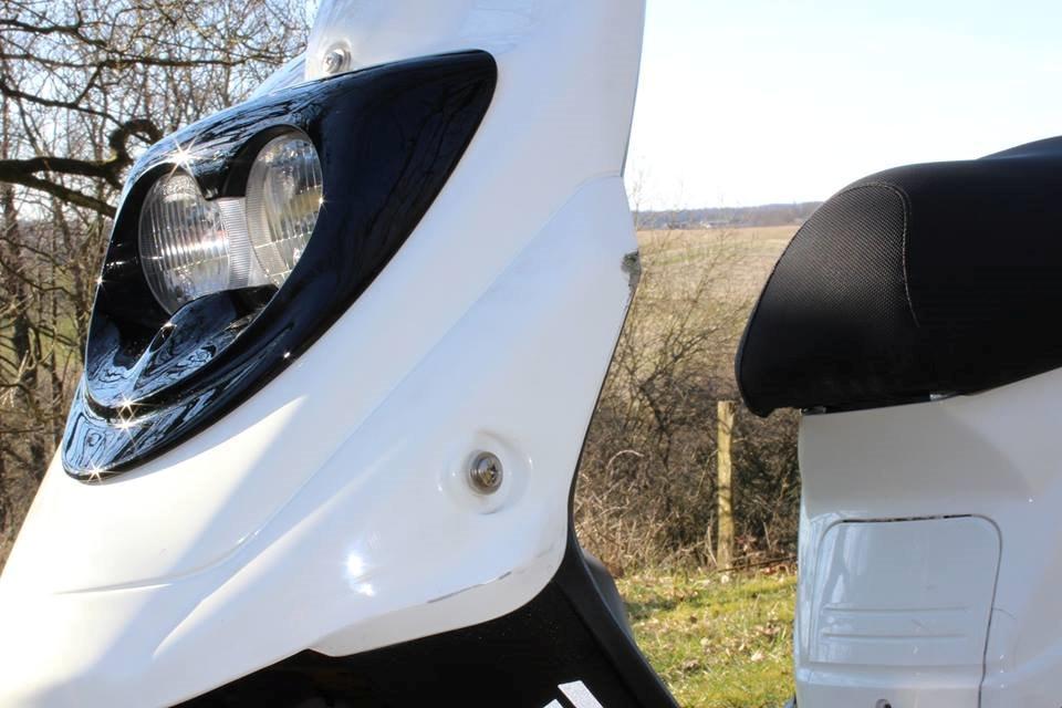 PGO hot 50 naked  billede 5