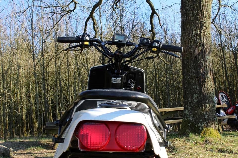 PGO hot 50 naked  billede 10