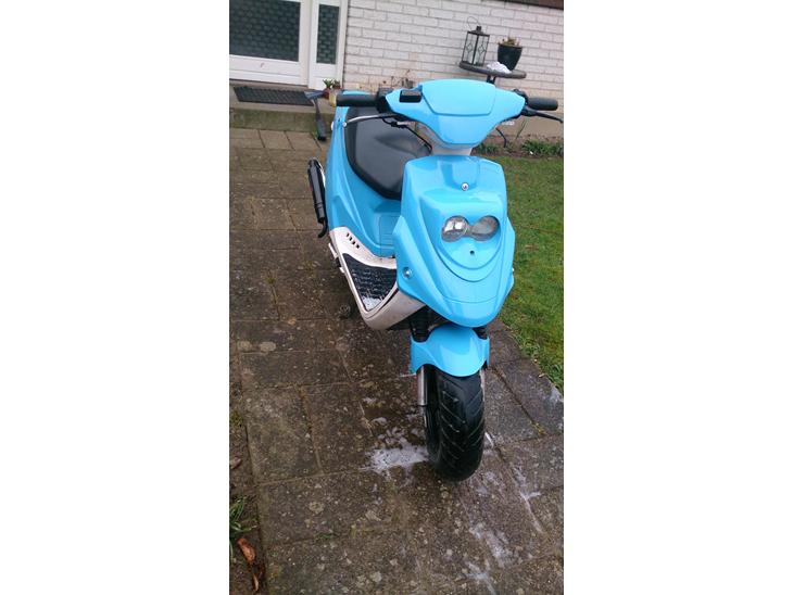 {{currentPhoto.altText}} billede {{currentPhoto.number}}