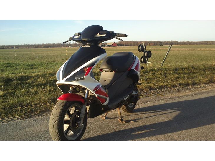 {{currentPhoto.altText}} billede {{currentPhoto.number}}