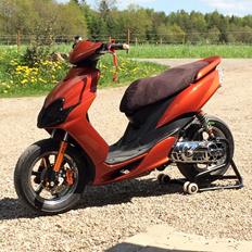 Yamaha Jog R DK's 2 hurtigste lc 2015