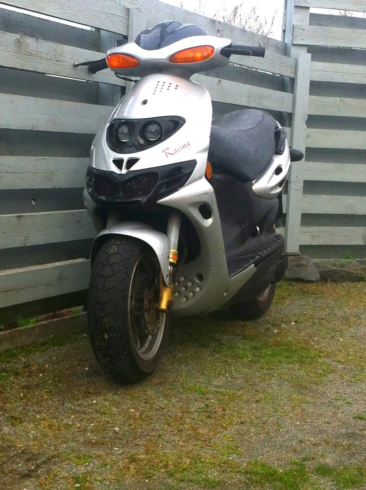 Suzuki katana 30 lc billede 1