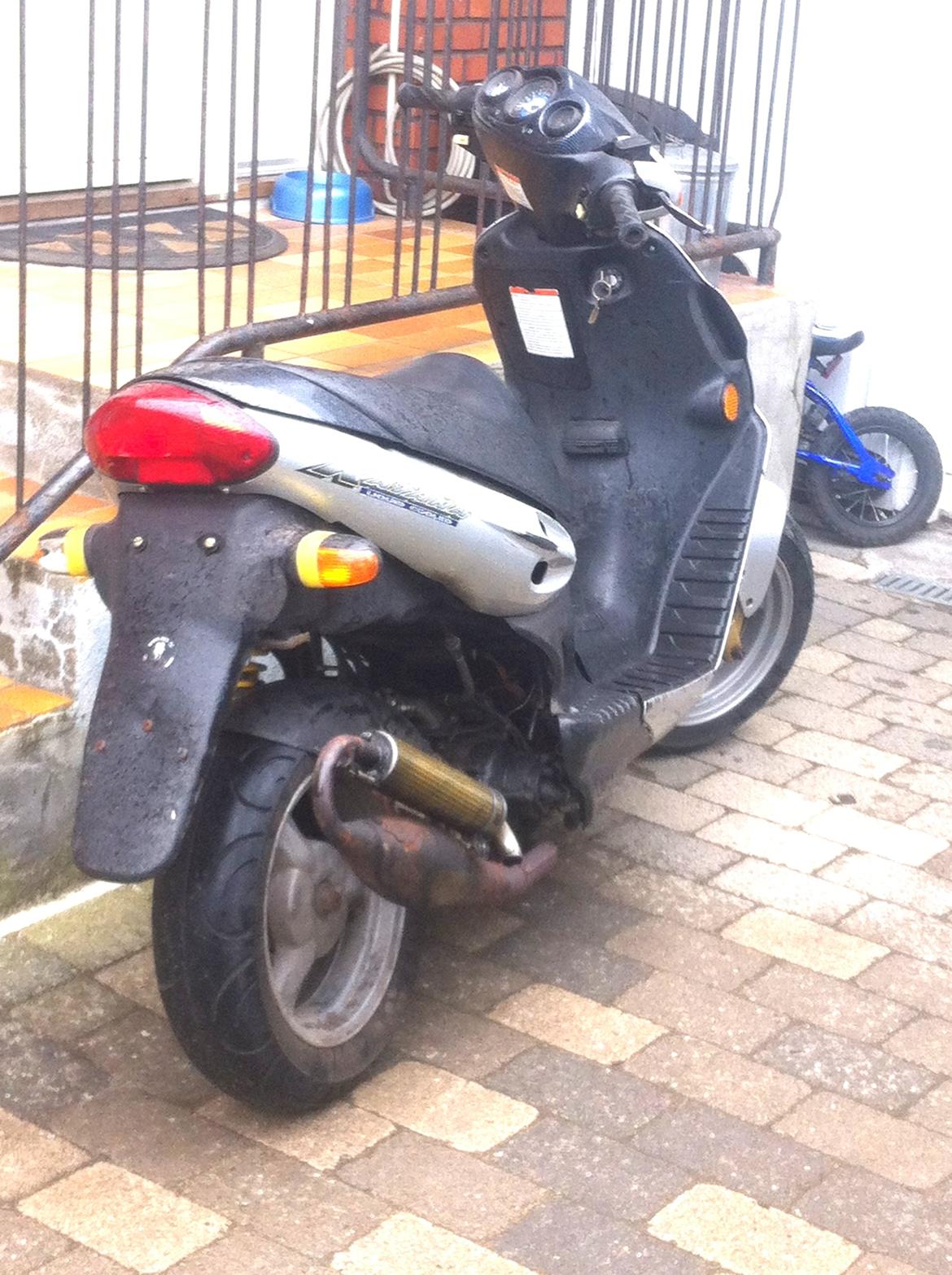 Suzuki katana 30 lc billede 4