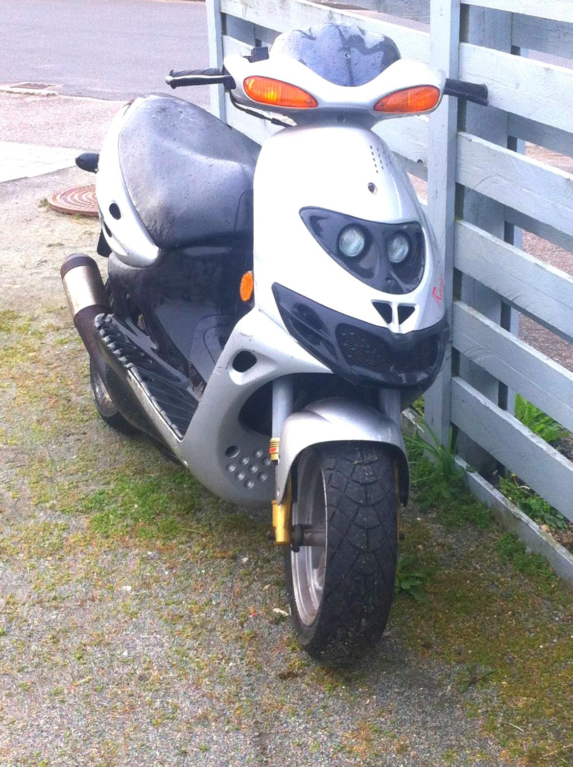 Suzuki katana 30 lc billede 8