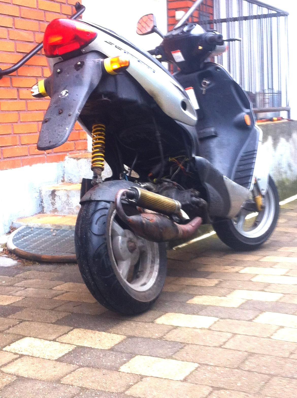 Suzuki katana 30 lc billede 3