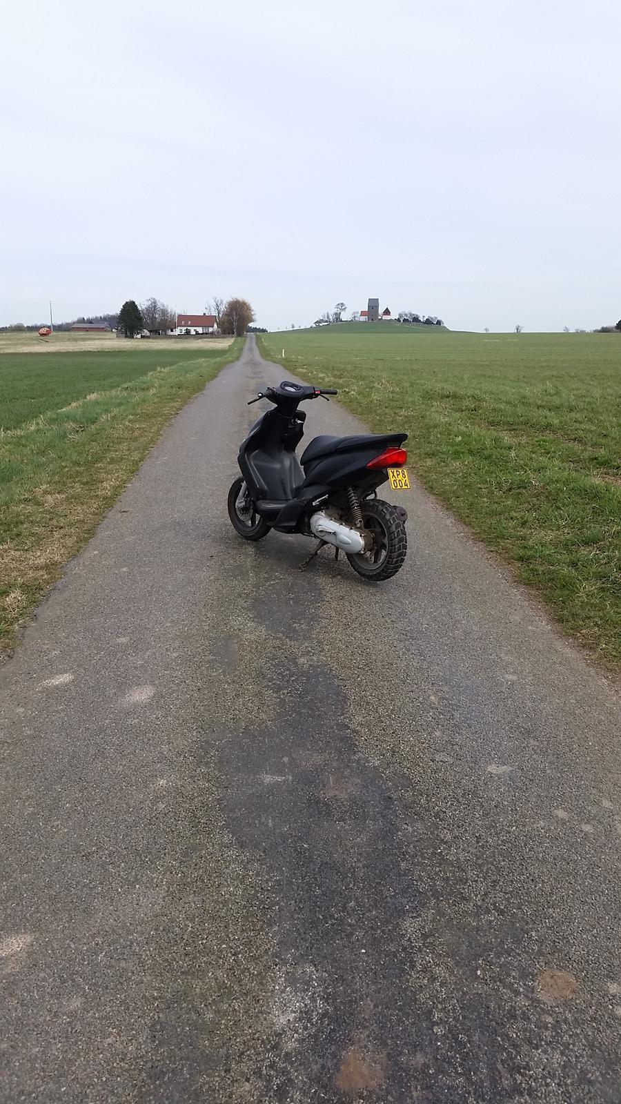 Yamaha jogr (solgt)  billede 6