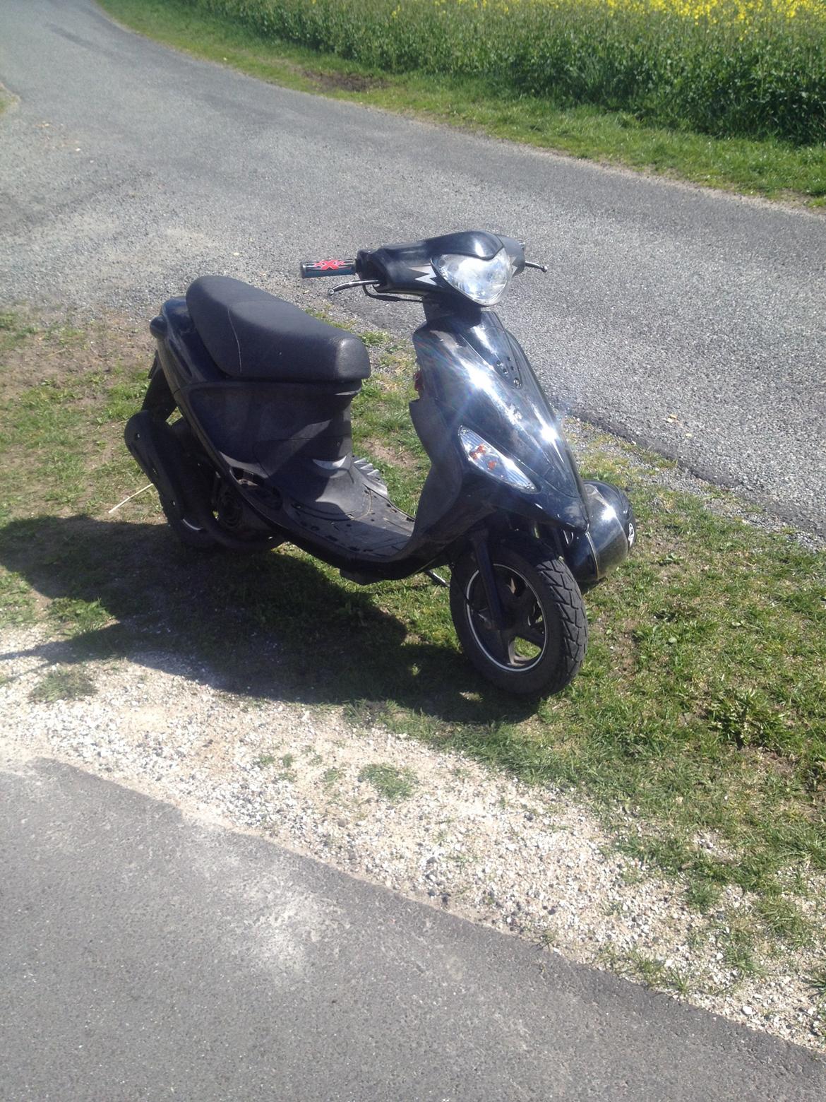 PGO Black sonic  under opbygning billede 1