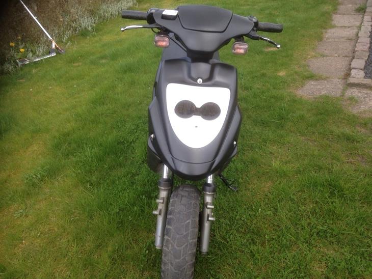 {{currentPhoto.altText}} billede {{currentPhoto.number}}