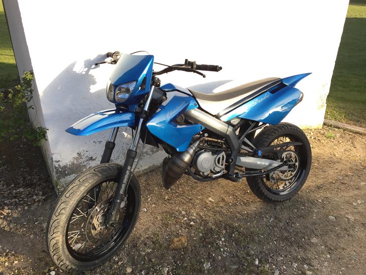 {{currentPhoto.altText}} billede {{currentPhoto.number}}