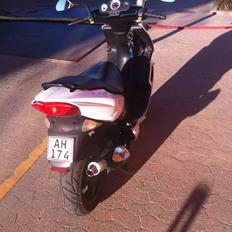 Peugeot Speedfight 2 45 LC