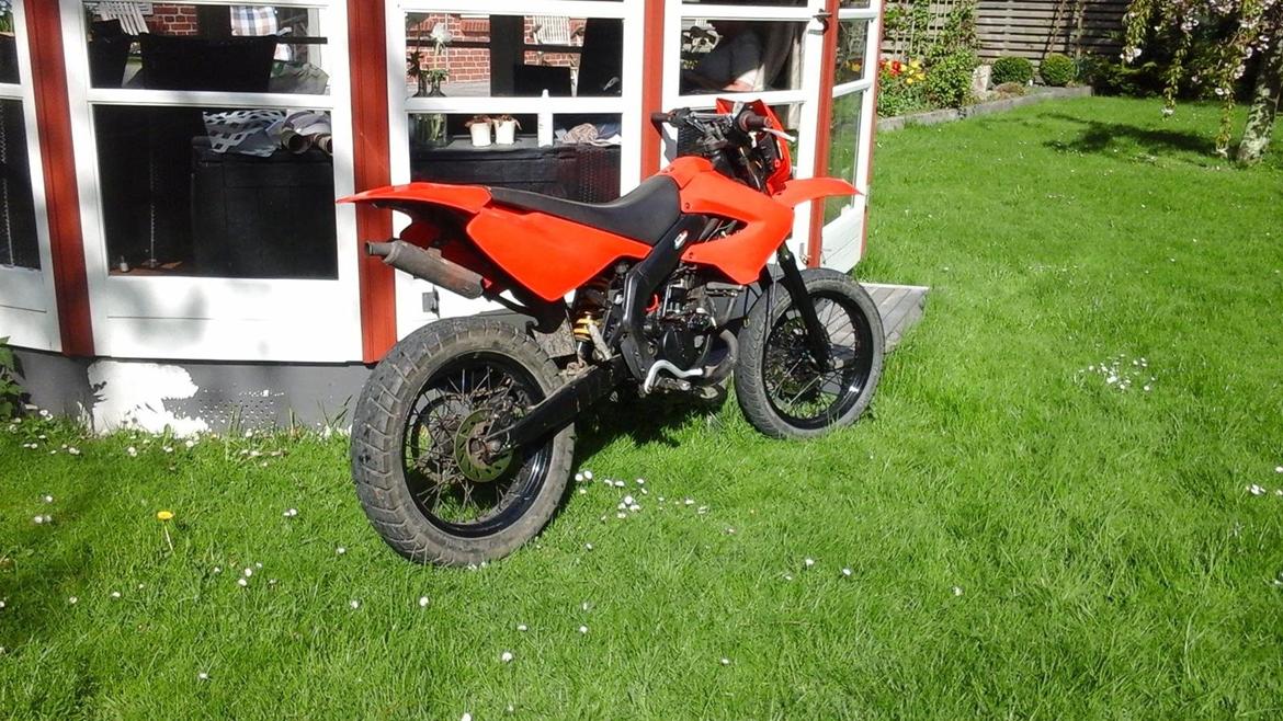 Derbi senda (SOLGT) billede 2