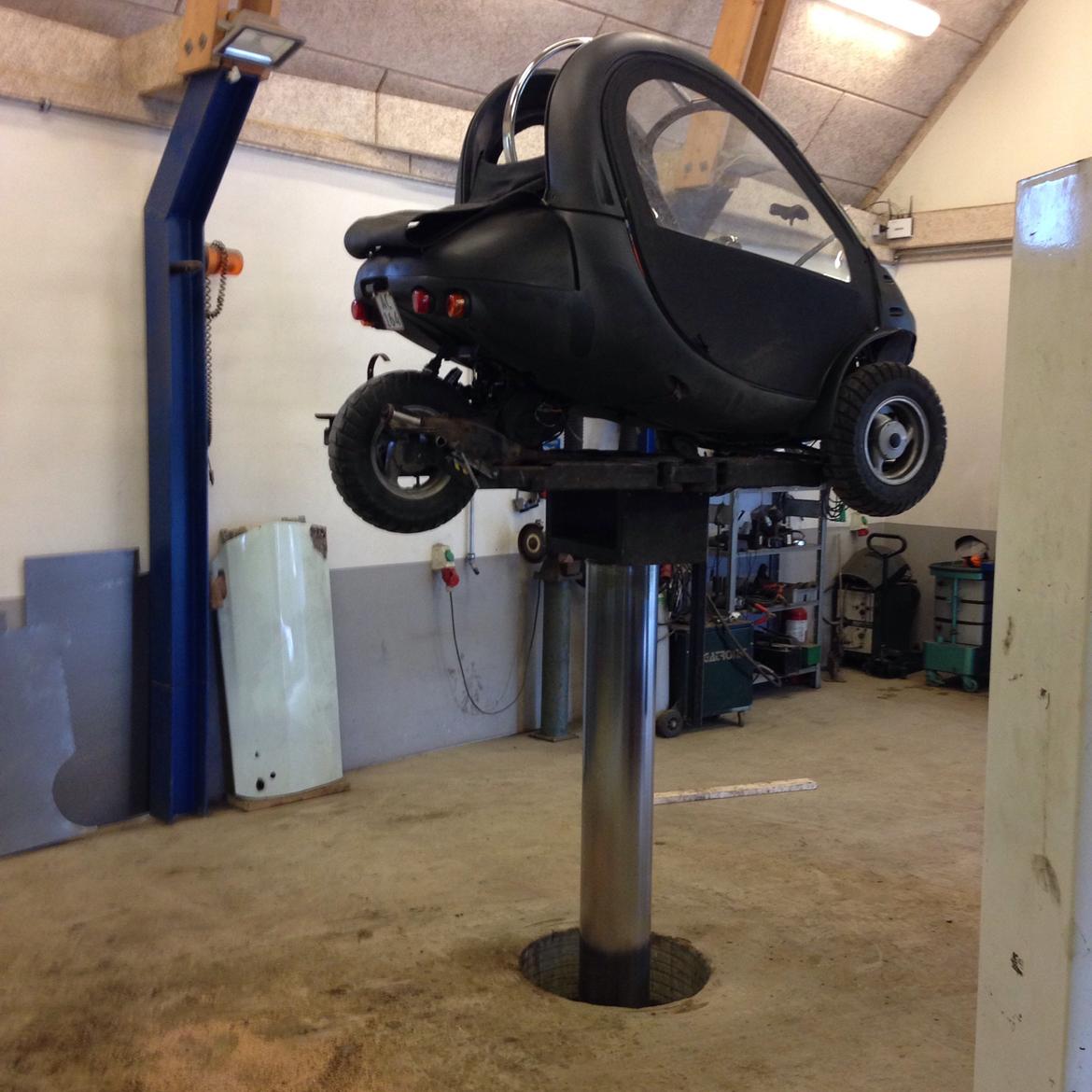 Scootcar Secma funtech - på liften skulle den også... det er meget nemmere billede 1