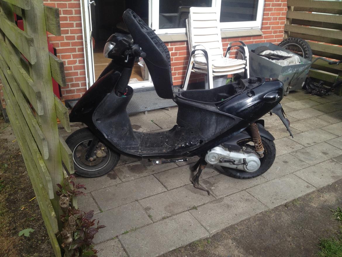 PGO Black sonic  under opbygning billede 4