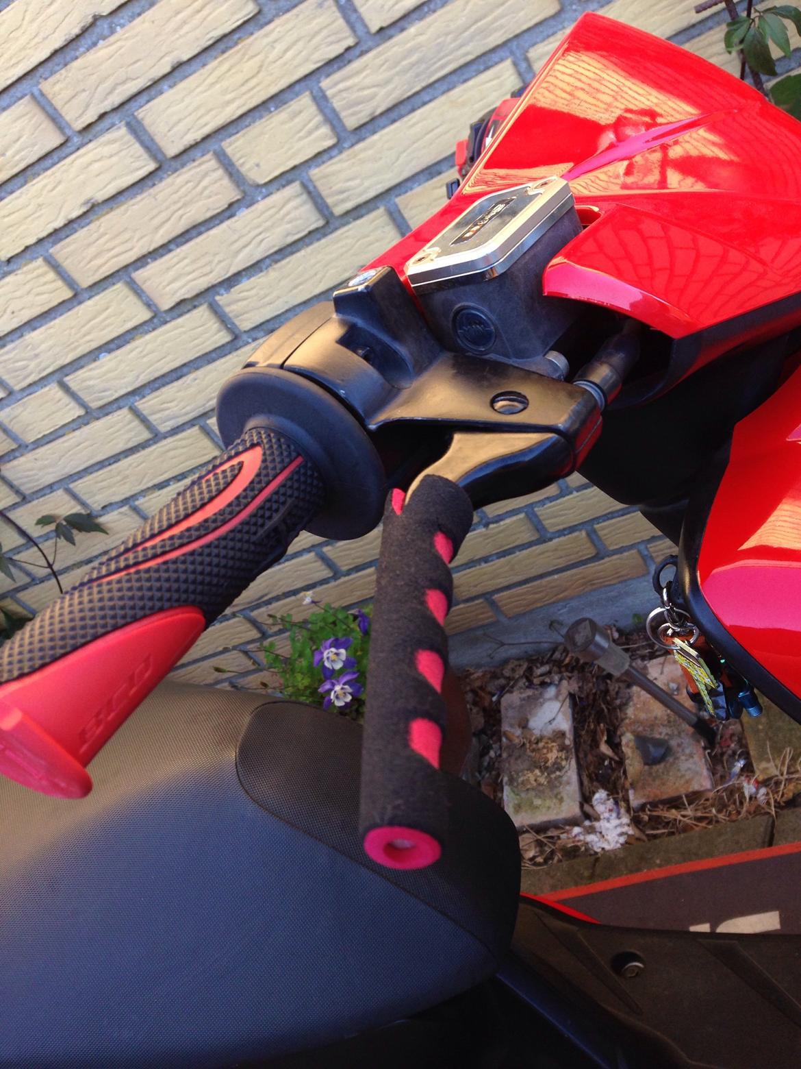 Yamaha Jog-R (solgt) billede 3